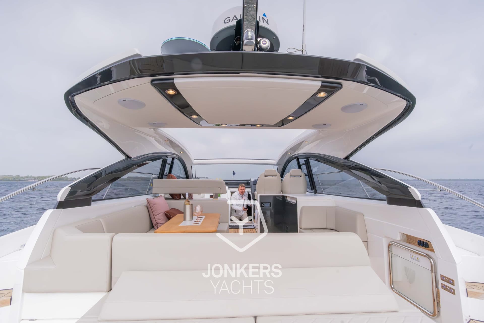 Fairline Targa 45 Open used - hero image 41