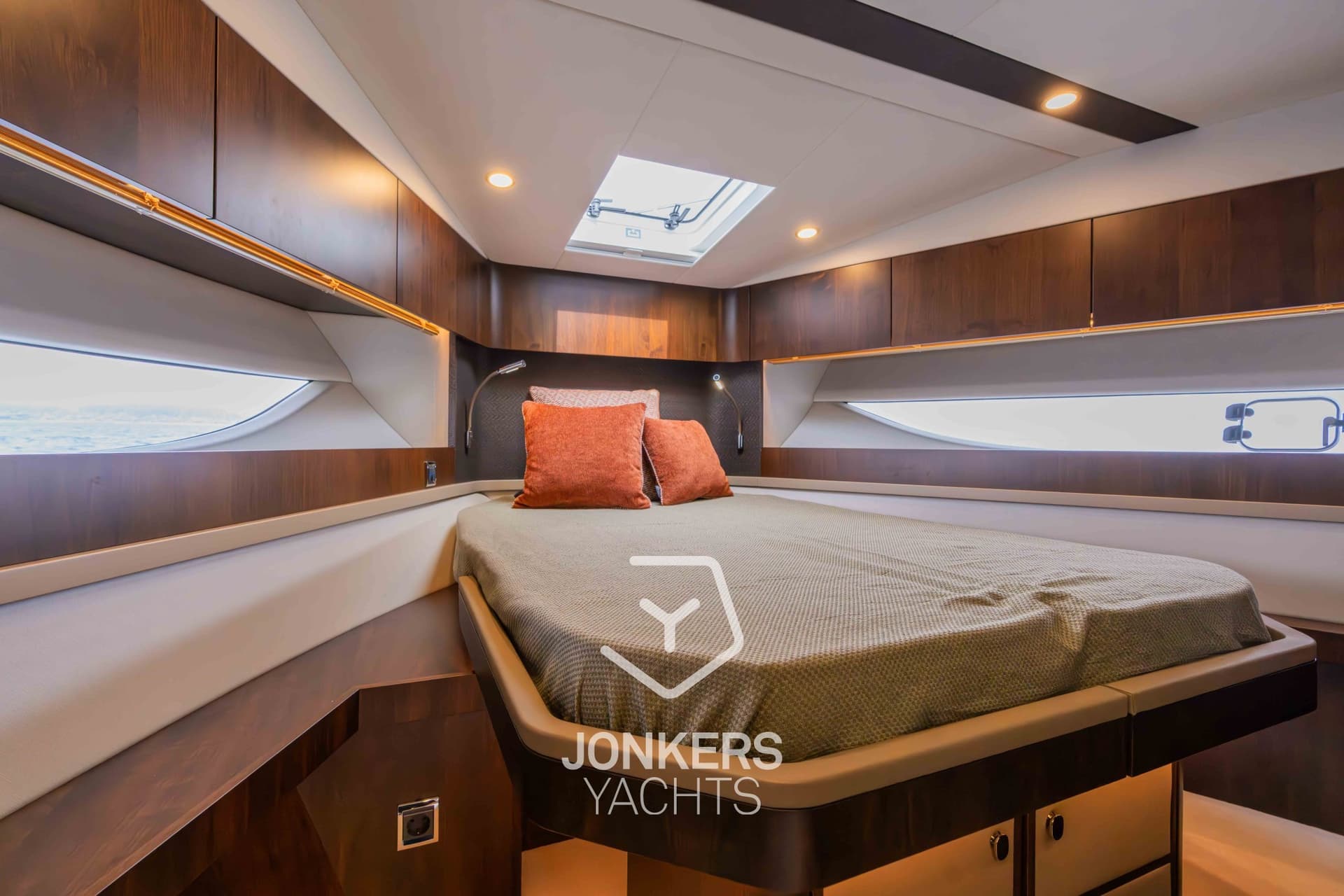 Fairline Targa 45 Open used - hero image 95