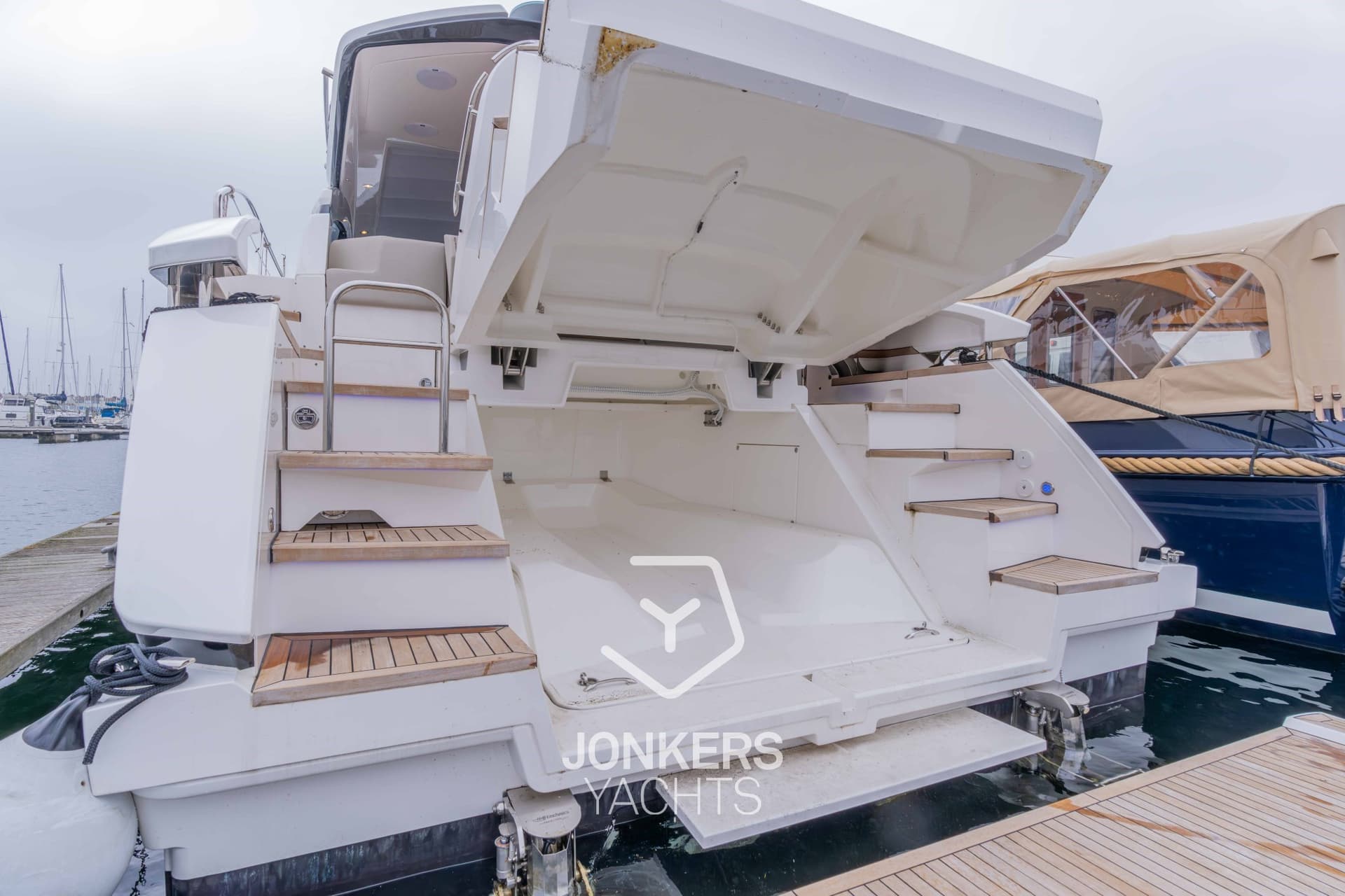 Fairline Targa 45 Open used - hero image 38