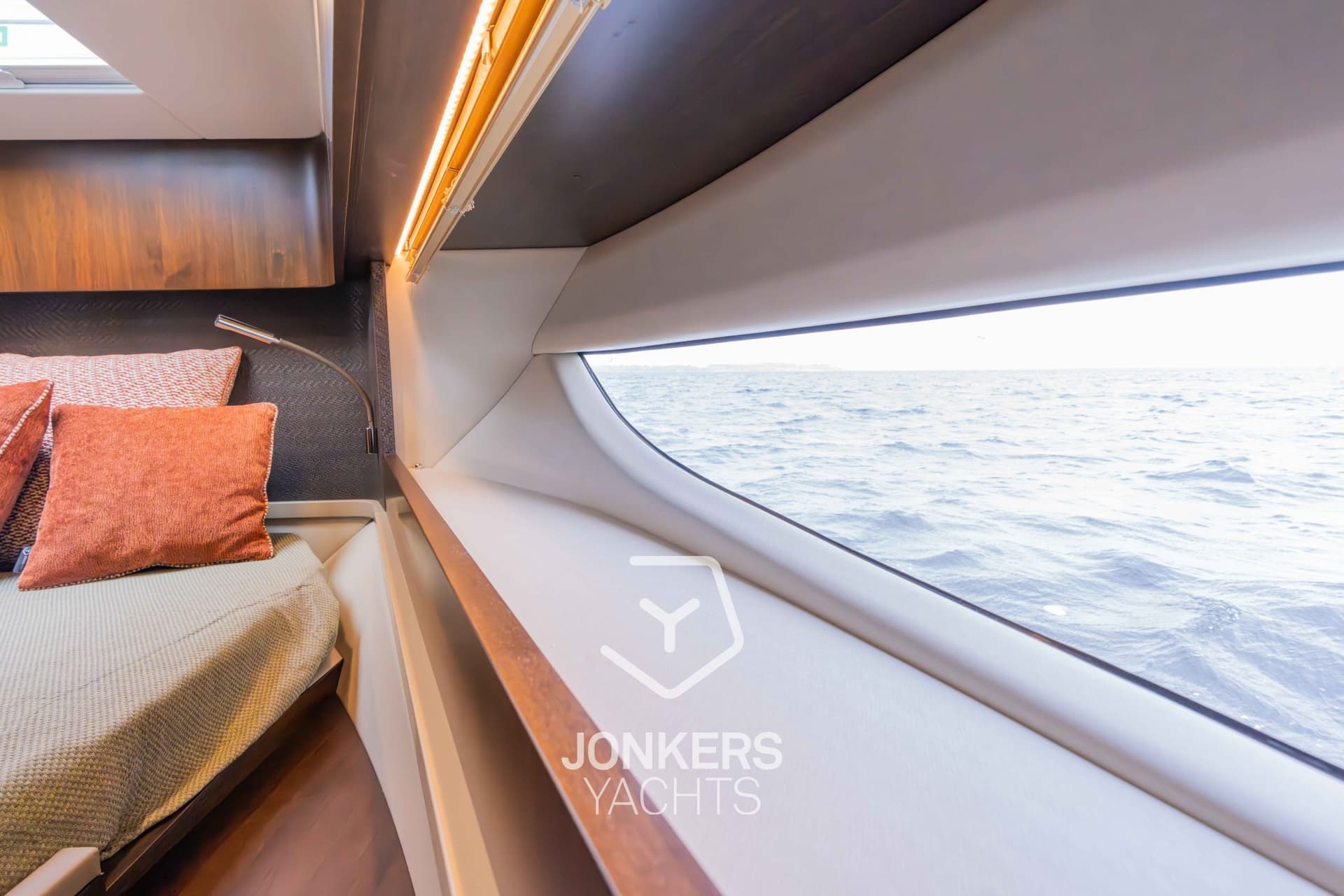 Fairline Targa 45 Open used - hero image 100