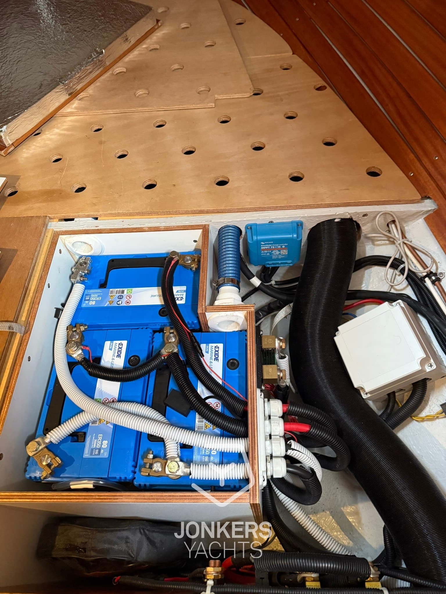 Hallberg Rassy 31 MKII usato - foto hero 47
