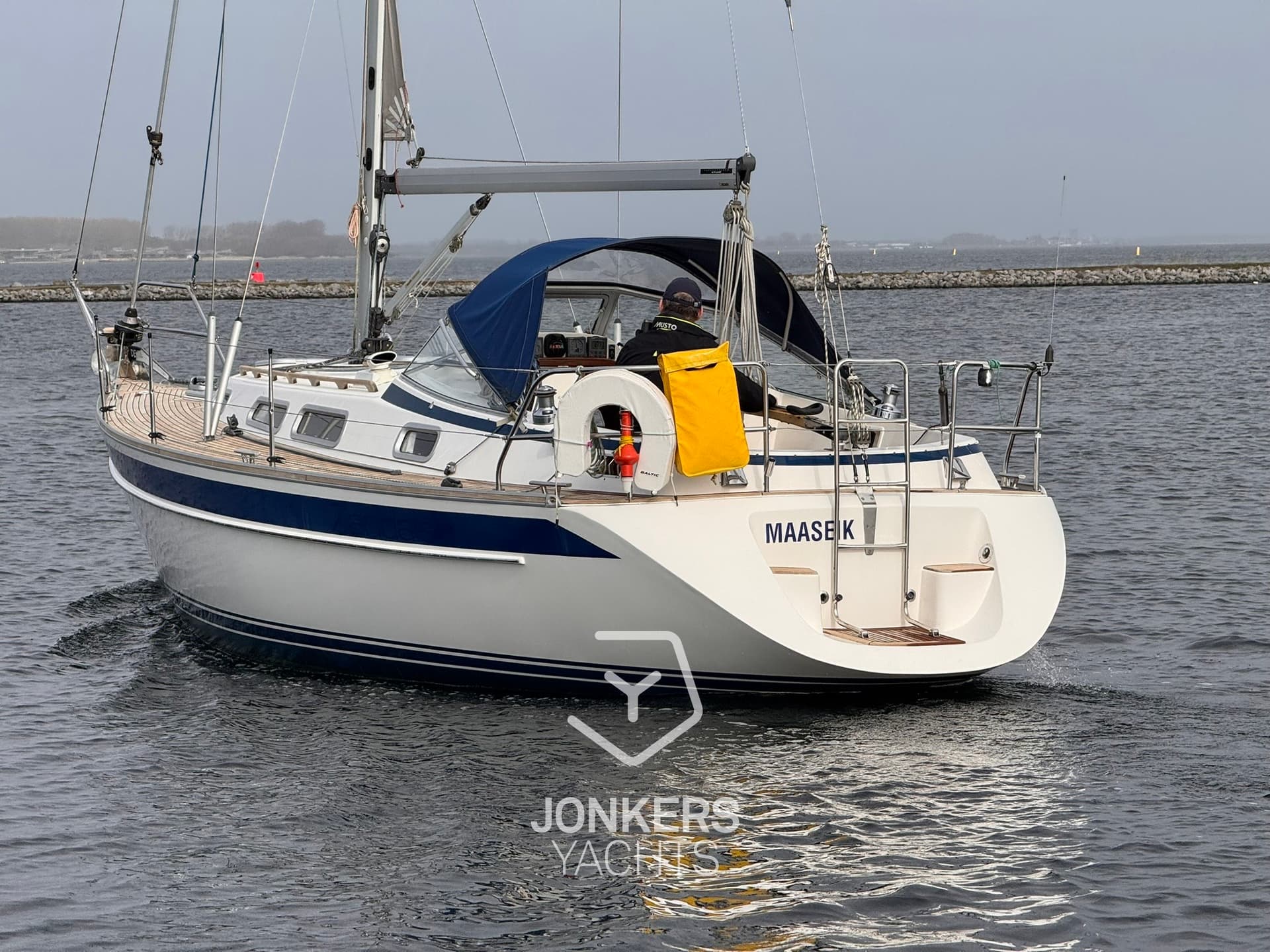 Hallberg Rassy 31 MKII usato - foto hero 12