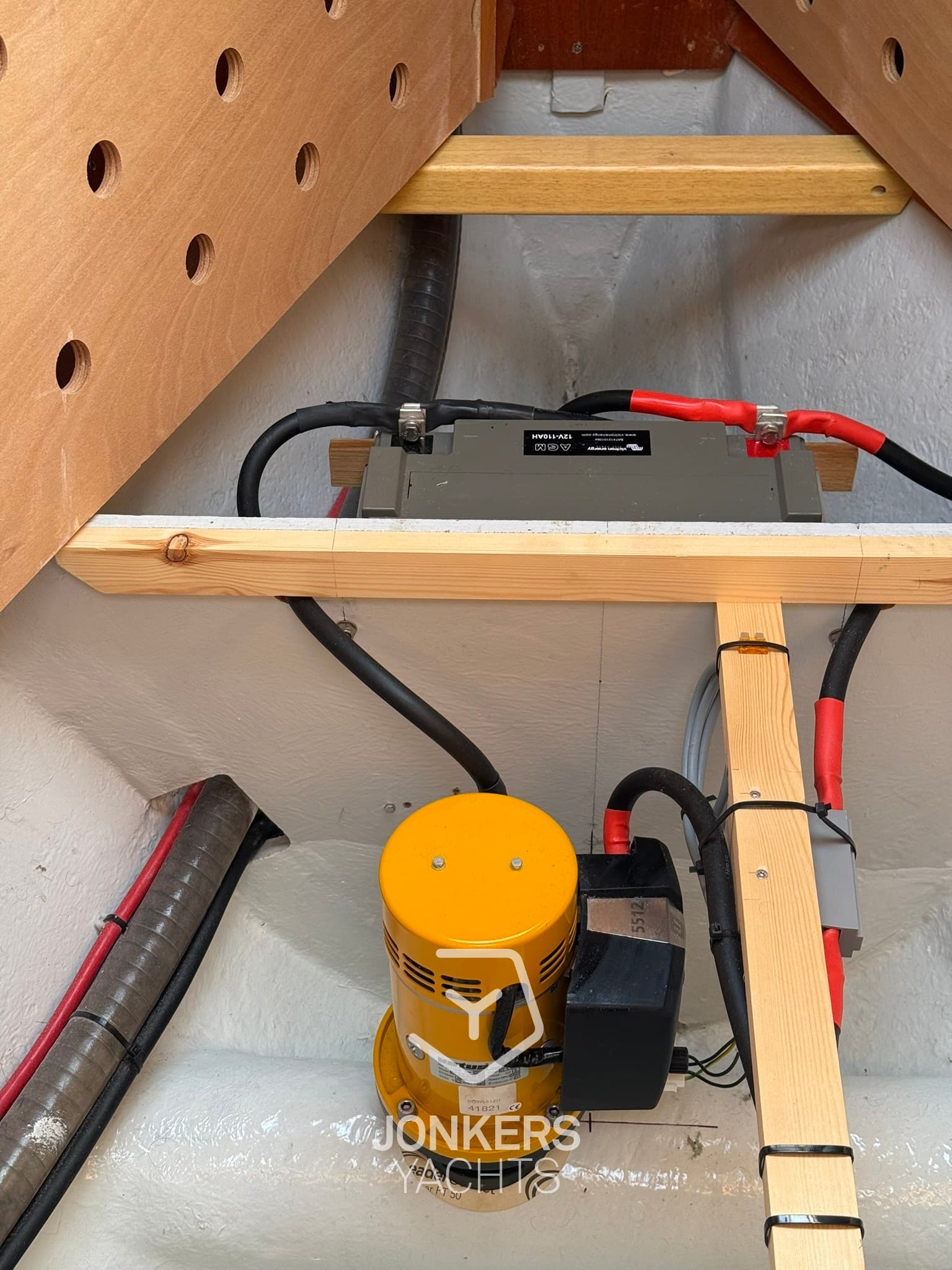 Hallberg Rassy 31 MKII usato - foto hero 46