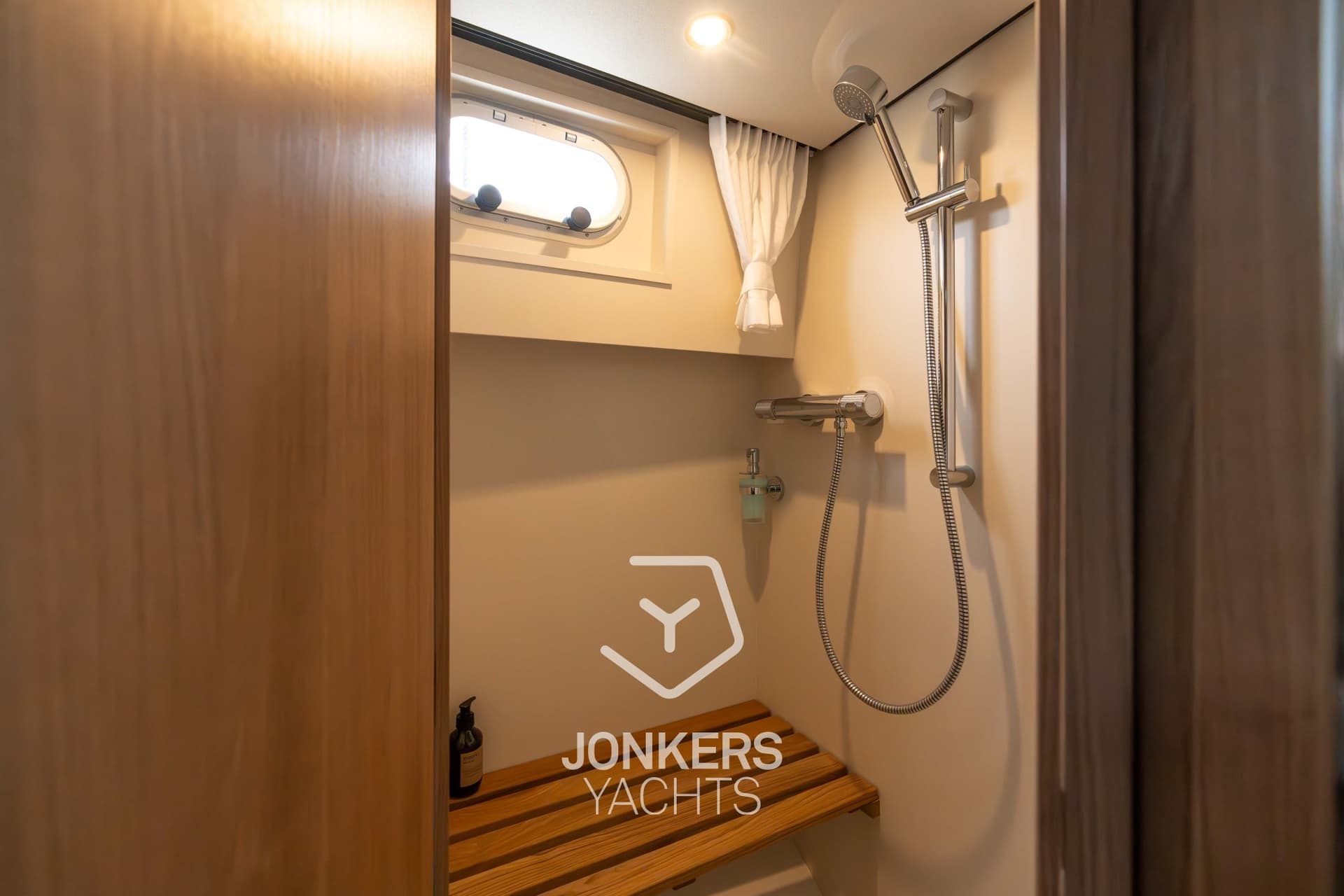Linssen Grand Sturdy 35.0 AC INTERO usato - foto hero 80