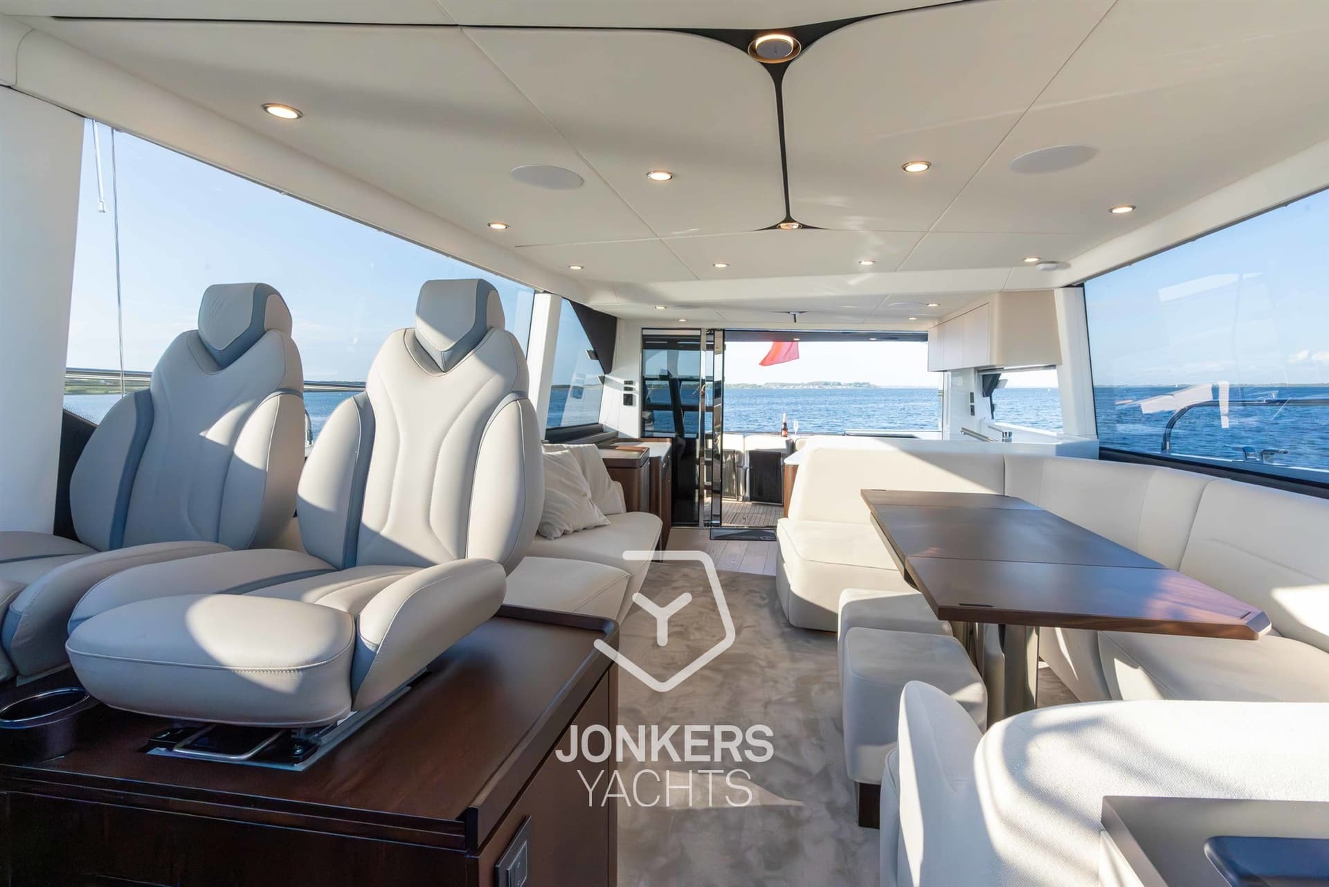 Fairline Squadron 58 used - hero image 15