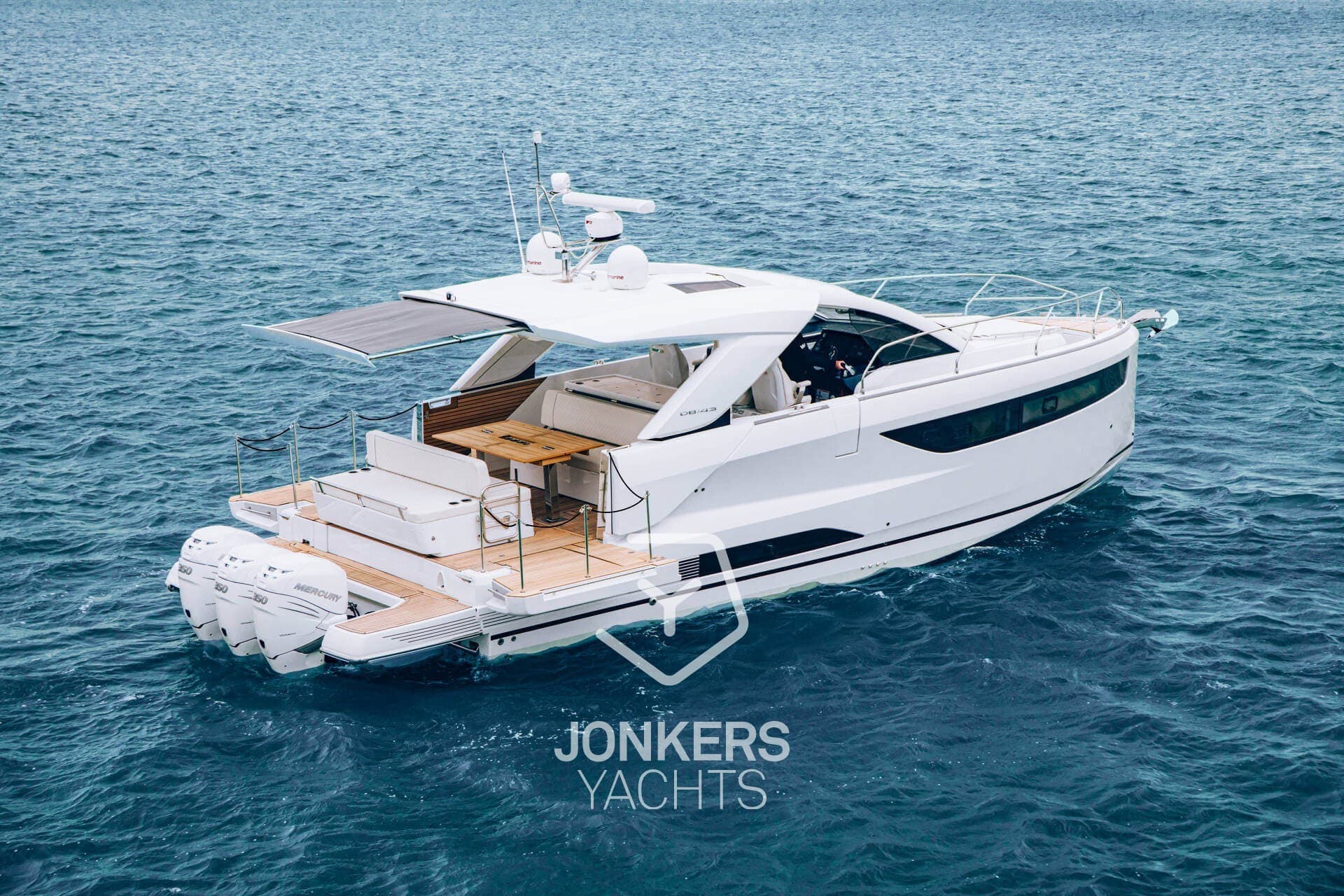 Jeanneau Db 43 Ob - Deck View Jeanneau Db 43 Ob - Deck View