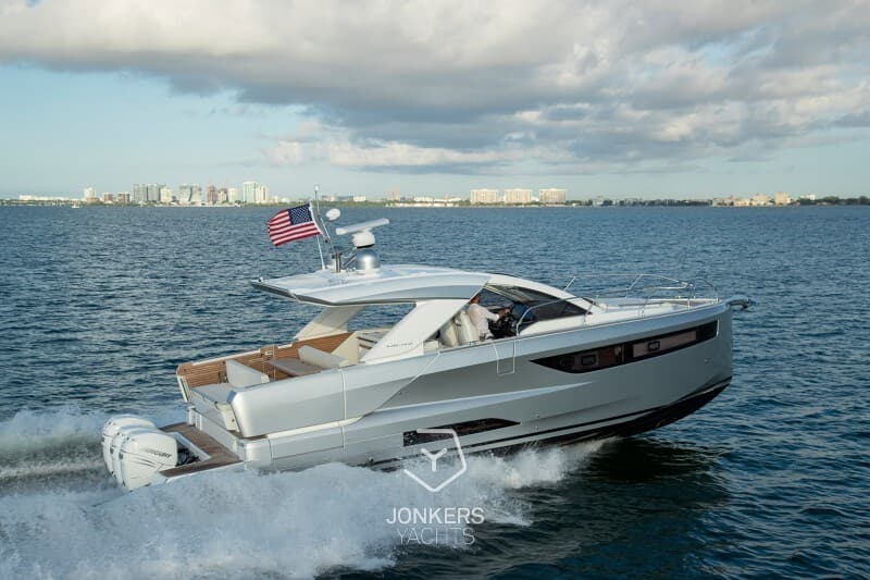 Jeanneau Db 43 Ob - Detail View 1 Jeanneau Db 43 Ob - Detail View 1