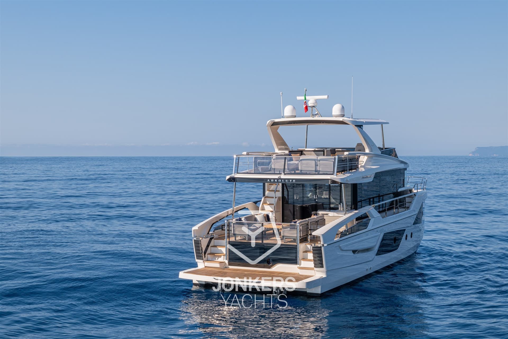 Absolute Navetta 62 - Deck View Absolute Navetta 62 - Deck View