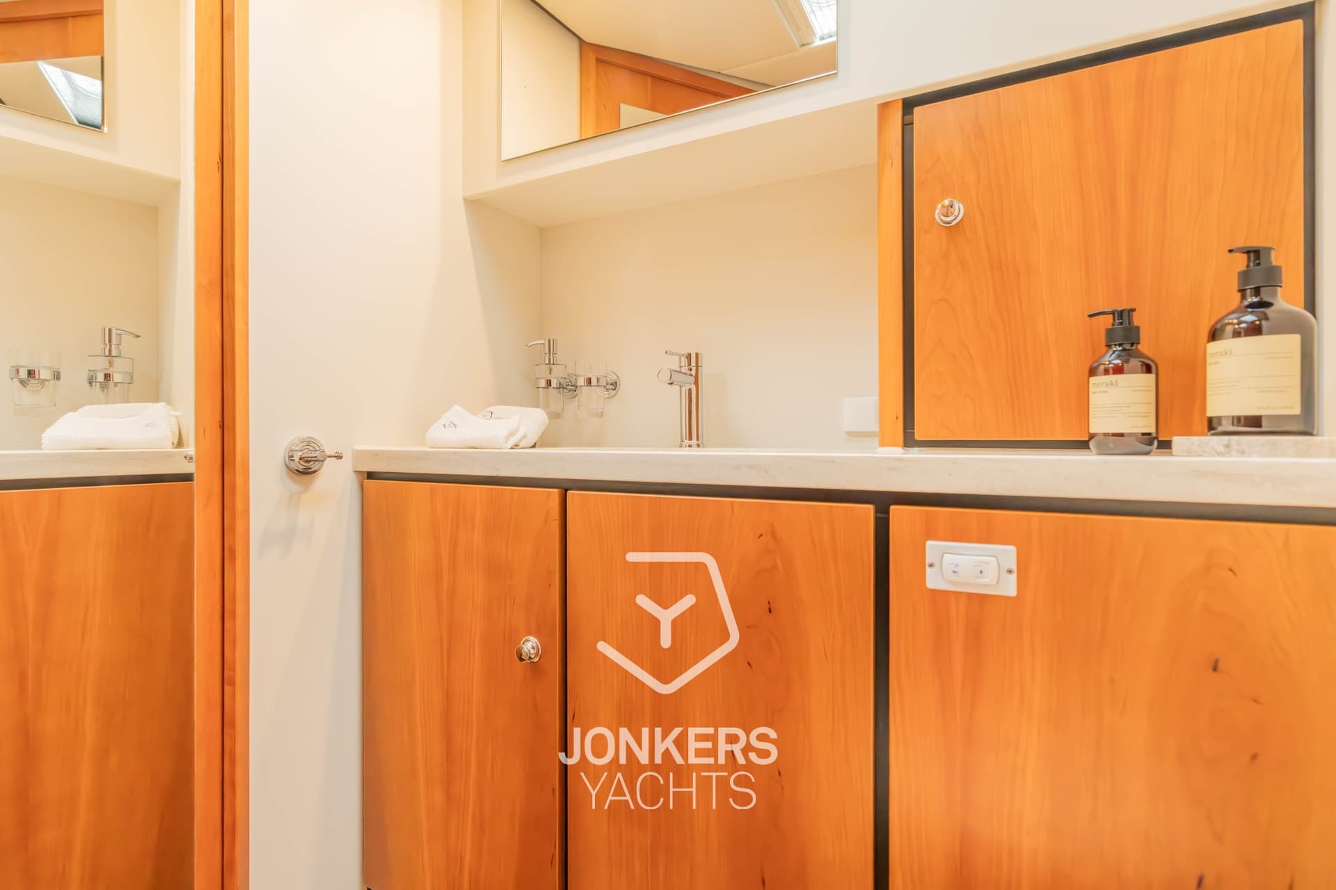 Linssen Grand Sturdy 40.0 AC usato - foto hero 98