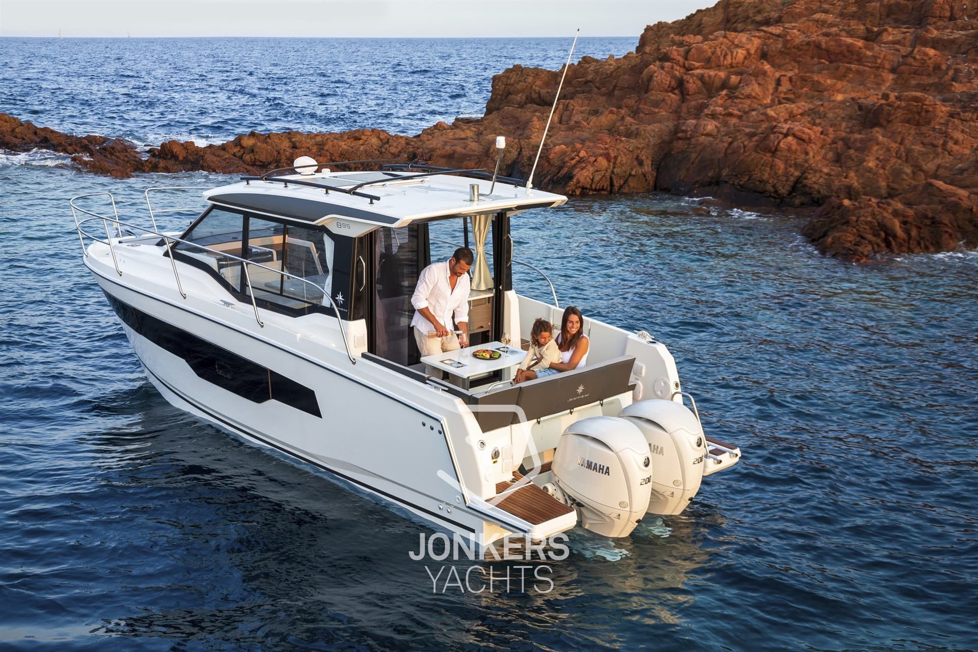 Jeanneau Merry Fisher 895 S2 - Interior View Jeanneau Merry Fisher 895 S2 - Interior View