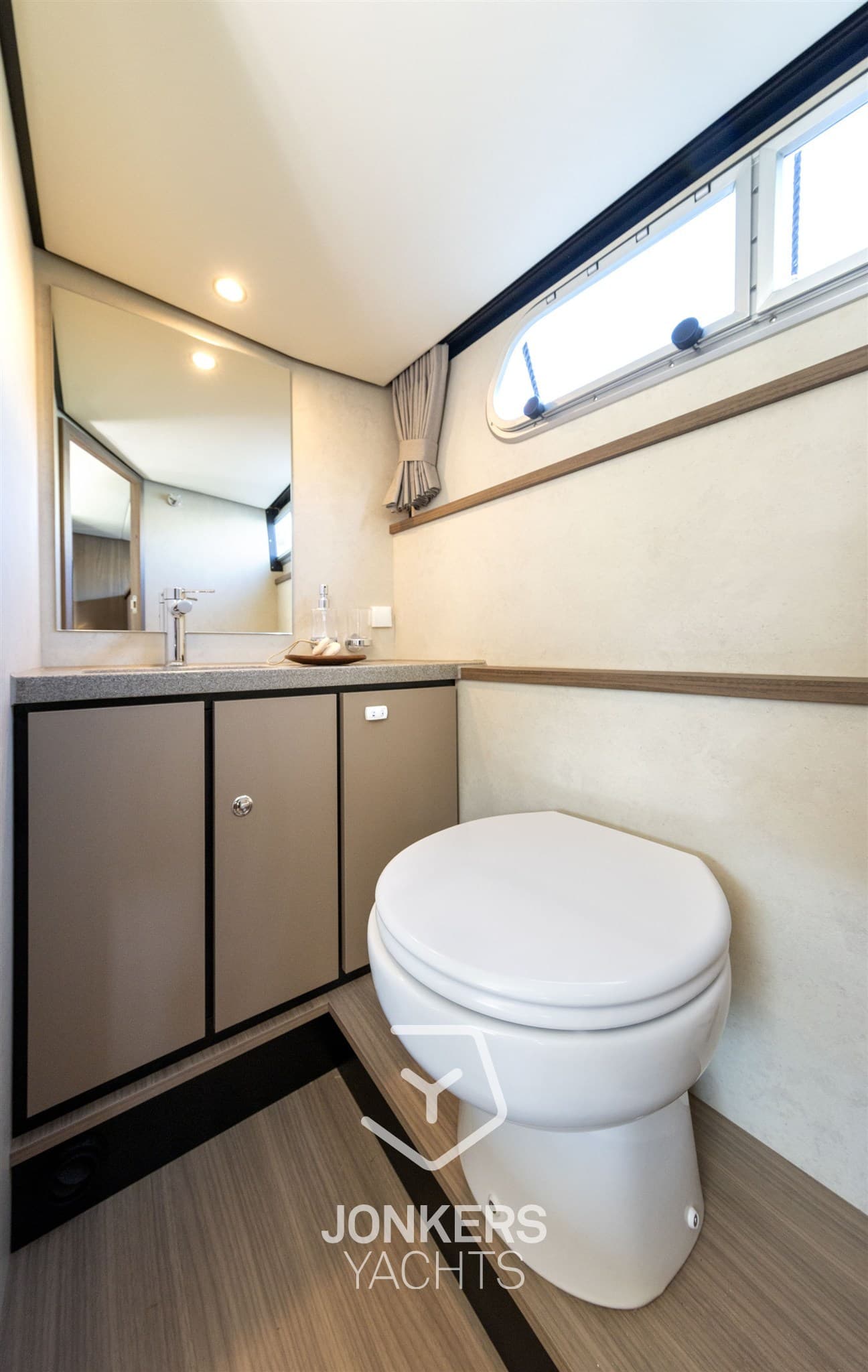 Linssen Grand Sturdy 35.1 AC usato - foto hero 62