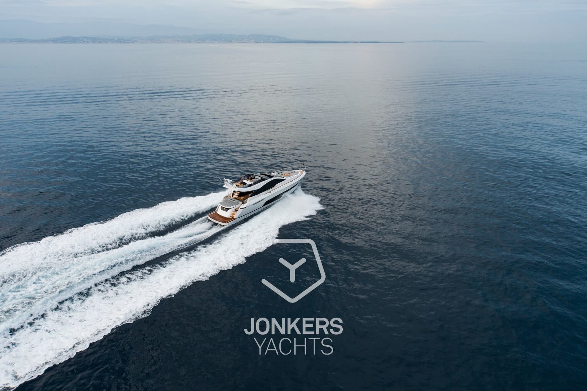 Fairline Phantom 65 - Deck View Fairline Phantom 65 - Deck View