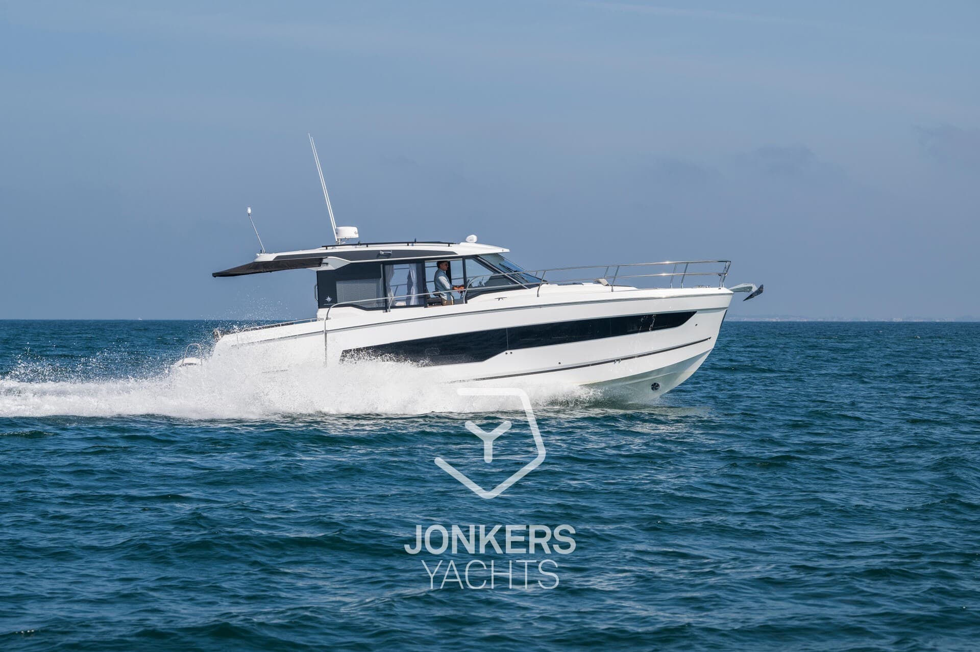 Jeanneau Merry Fisher 1295 Coupé - Interior View Jeanneau Merry Fisher 1295 Coupé - Interior View