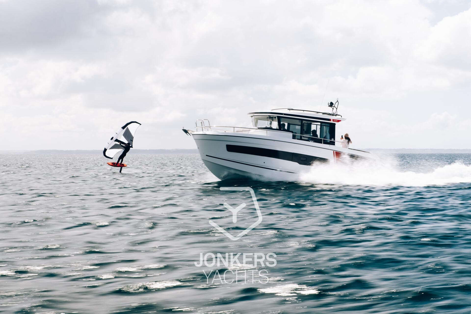 Jeanneau Merry Fisher 895 Sport S2 - Main View Jeanneau Merry Fisher 895 Sport S2 - Main View