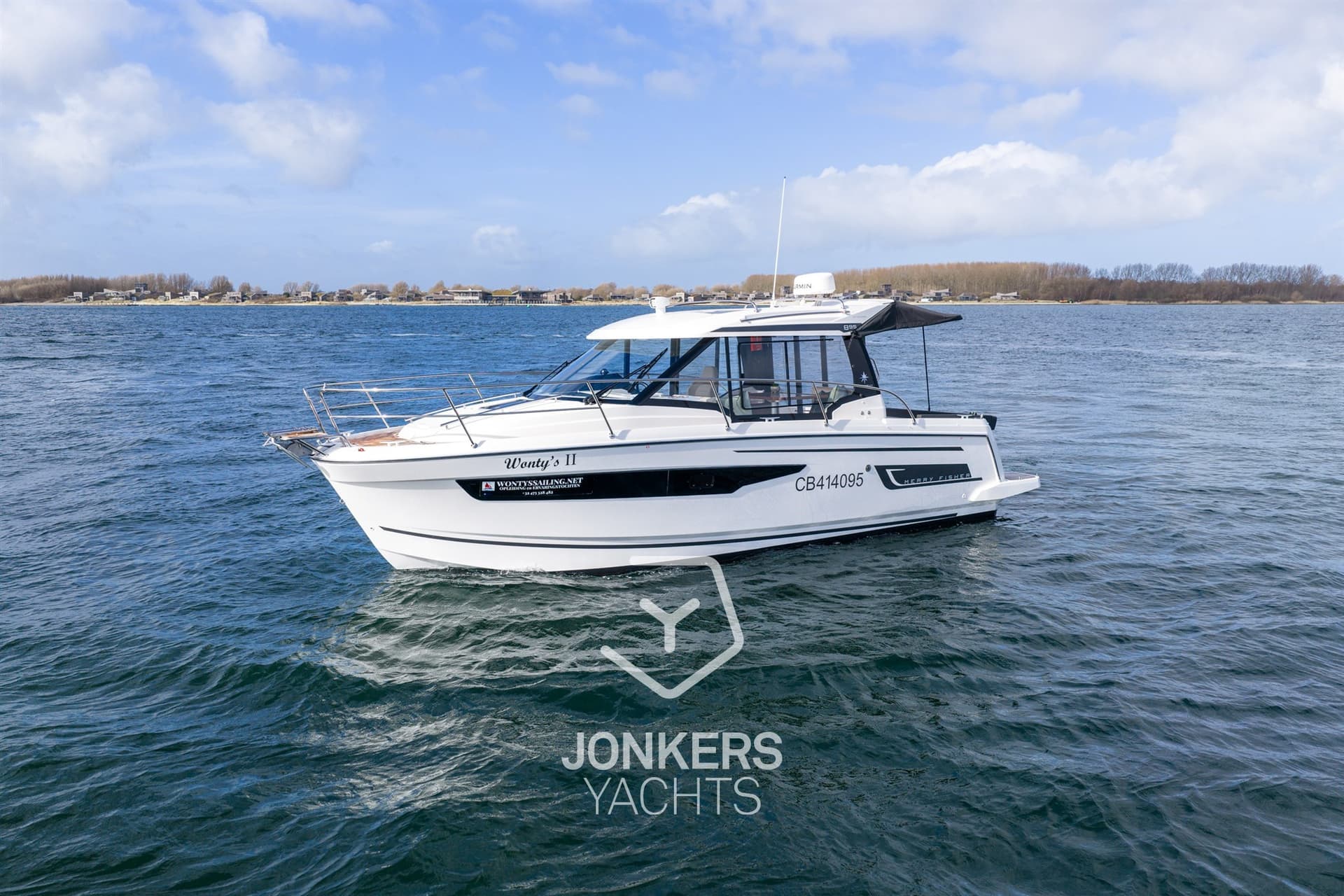 Jeanneau Merry Fisher 895 Offshore - Main View Jeanneau Merry Fisher 895 Offshore - Main View