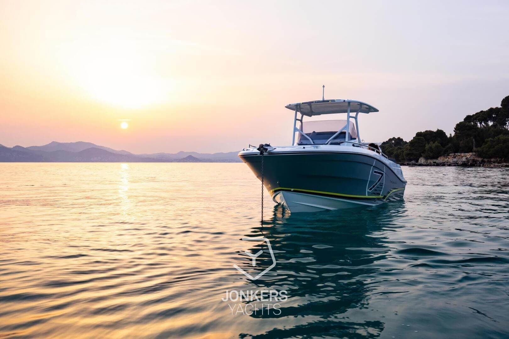 Jeanneau Cap Camarat 7.5 Cc S3 - Detail View 1 Jeanneau Cap Camarat 7.5 Cc S3 - Detail View 1