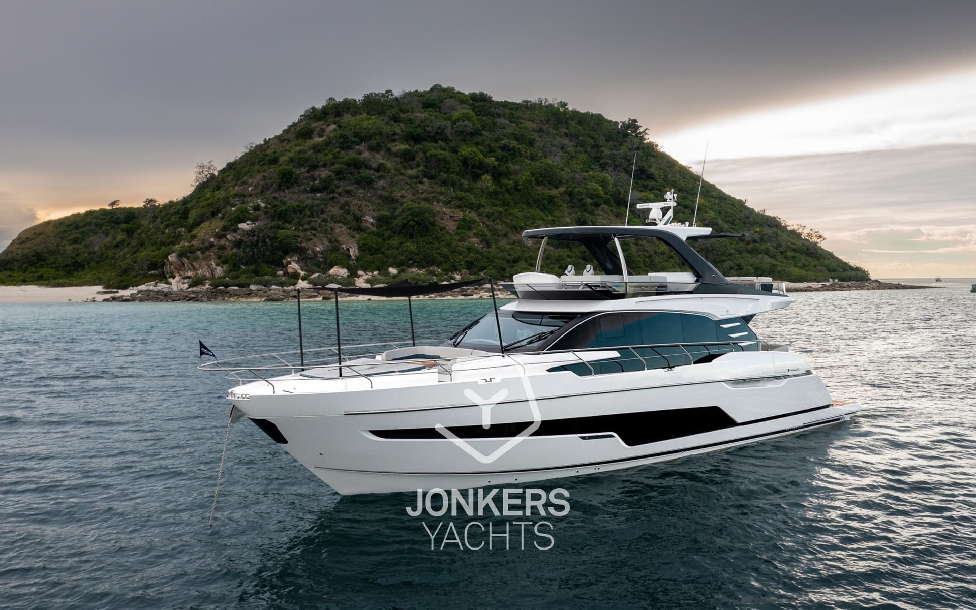 Fairline SQUADRON 68 usato - vista principale