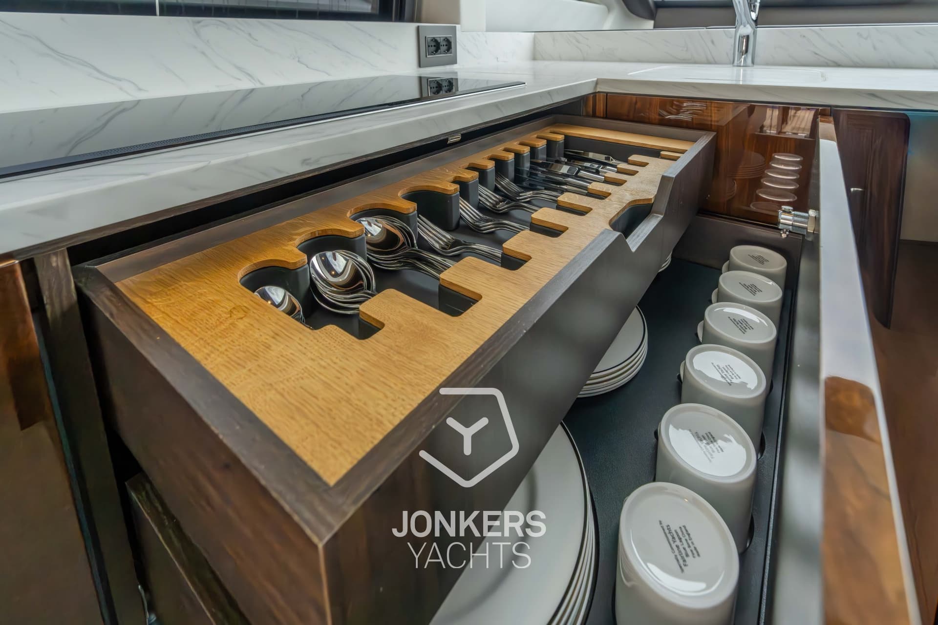 Fairline Targa 65 GTO usato - foto hero 120