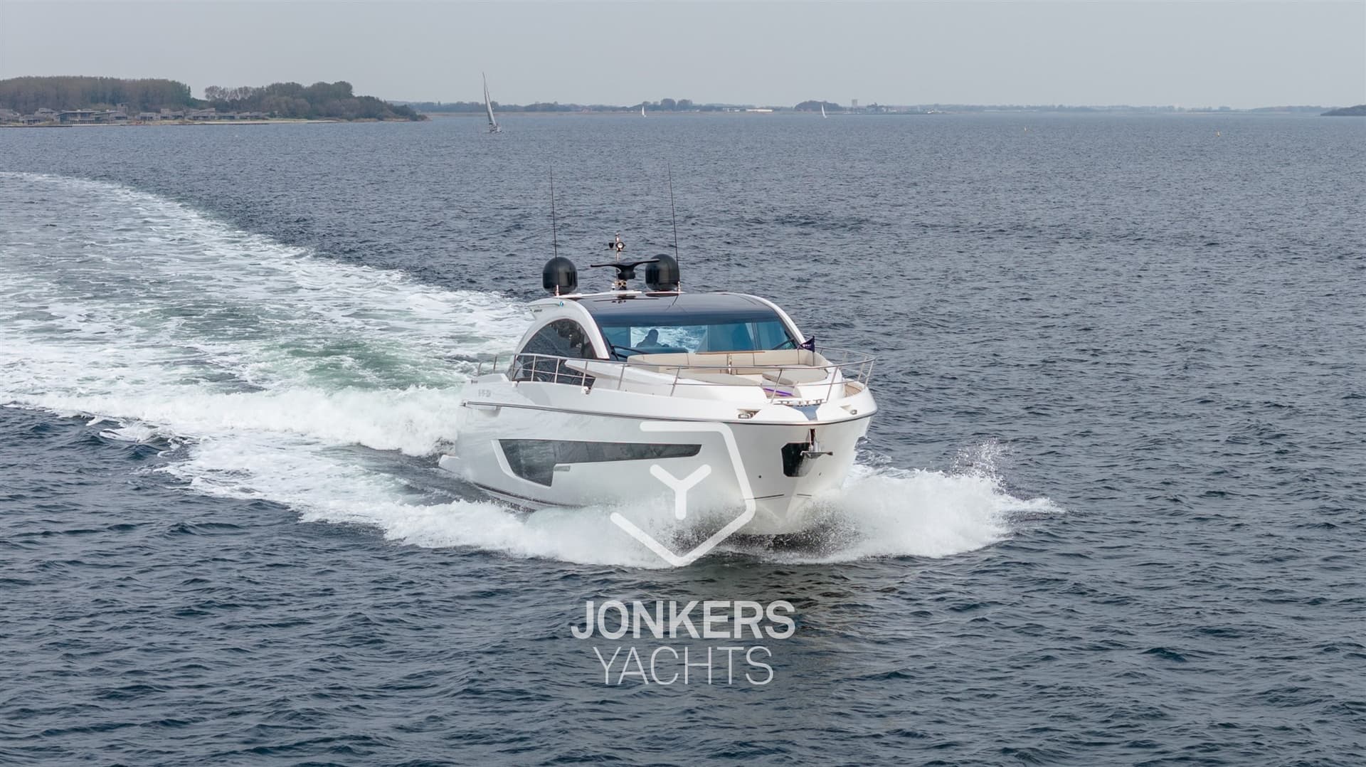 Fairline Targa 65 Gto - Deck View Fairline Targa 65 Gto - Deck View