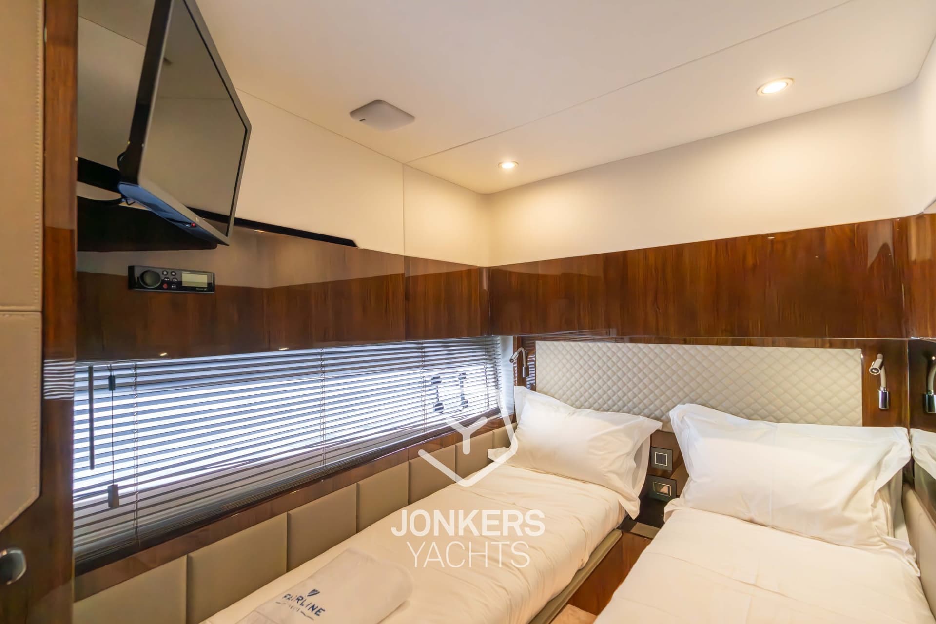 Fairline Targa 65 GTO usato - foto hero 175