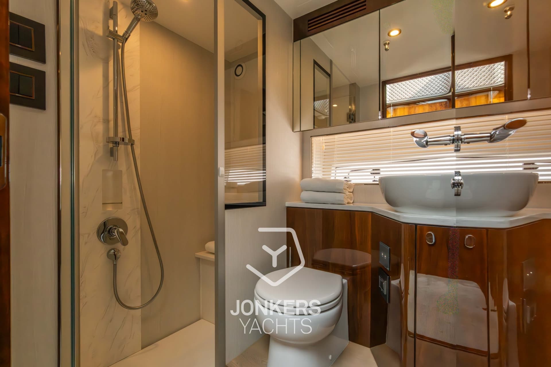 Fairline Targa 65 GTO usato - foto hero 172