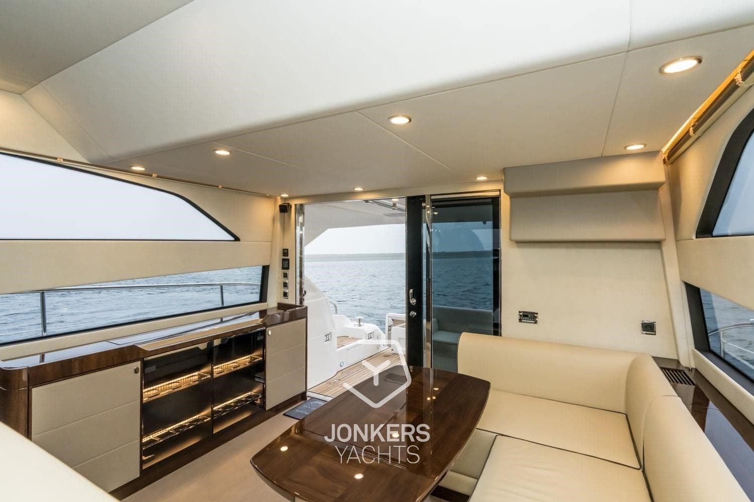 Fairline SQUADRON 50 usato - foto hero 29