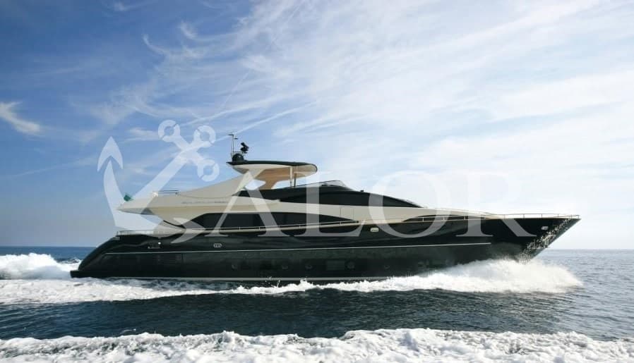 Riva 92 Duchessa - Detail View 1 Riva 92 Duchessa - Detail View 1