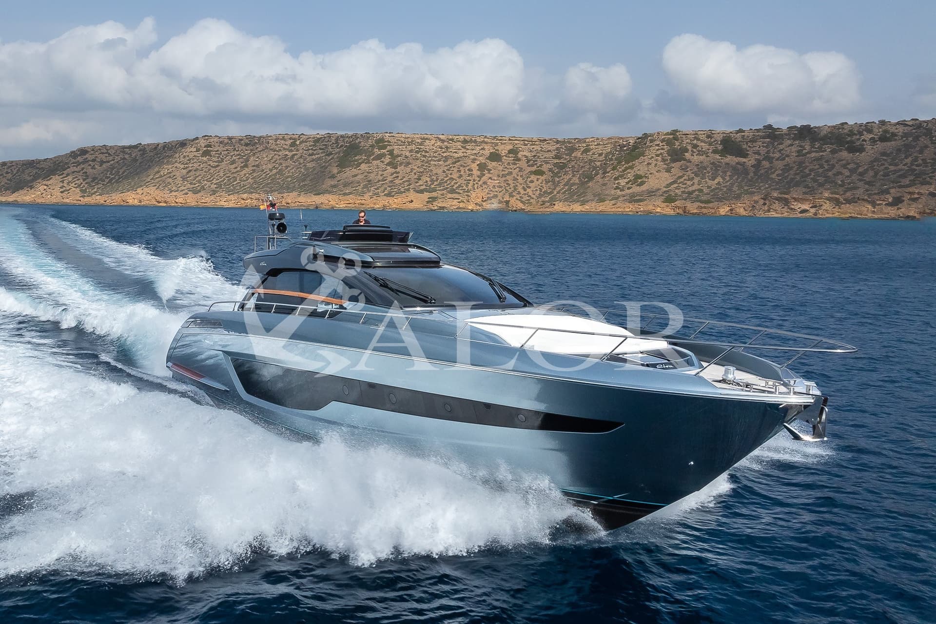 Riva 66 Ribelle - Main View Riva 66 Ribelle - Main View