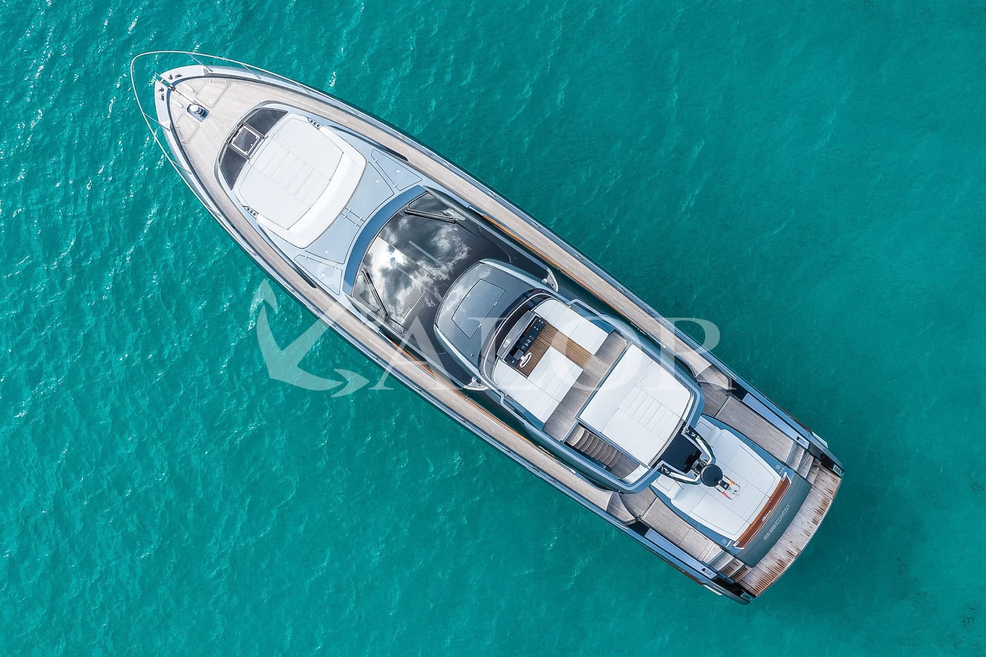 Riva 66 Ribelle - Deck View Riva 66 Ribelle - Deck View