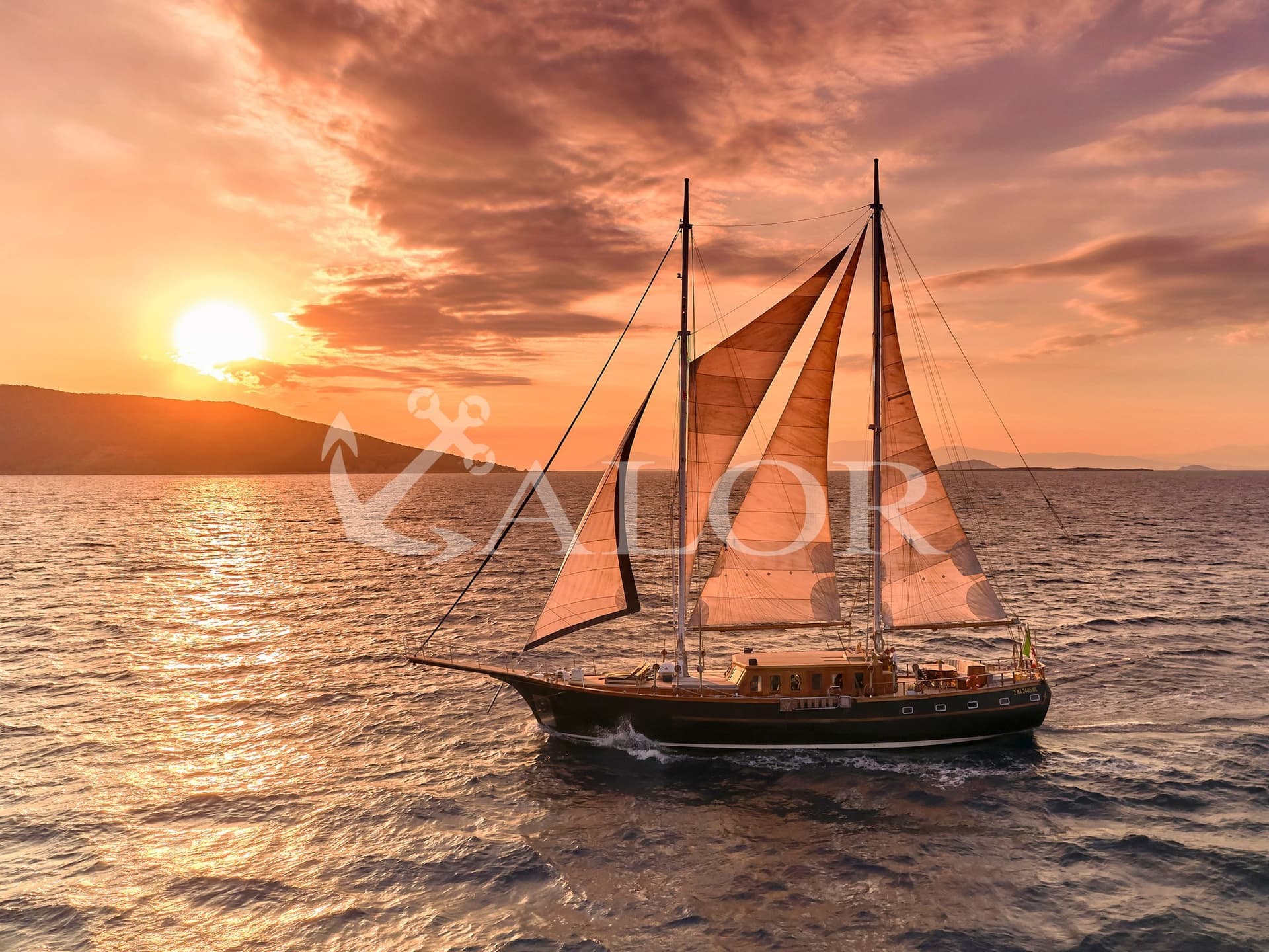 Ege Yat Caicco - Detail View 1 Ege Yat Caicco - Detail View 1