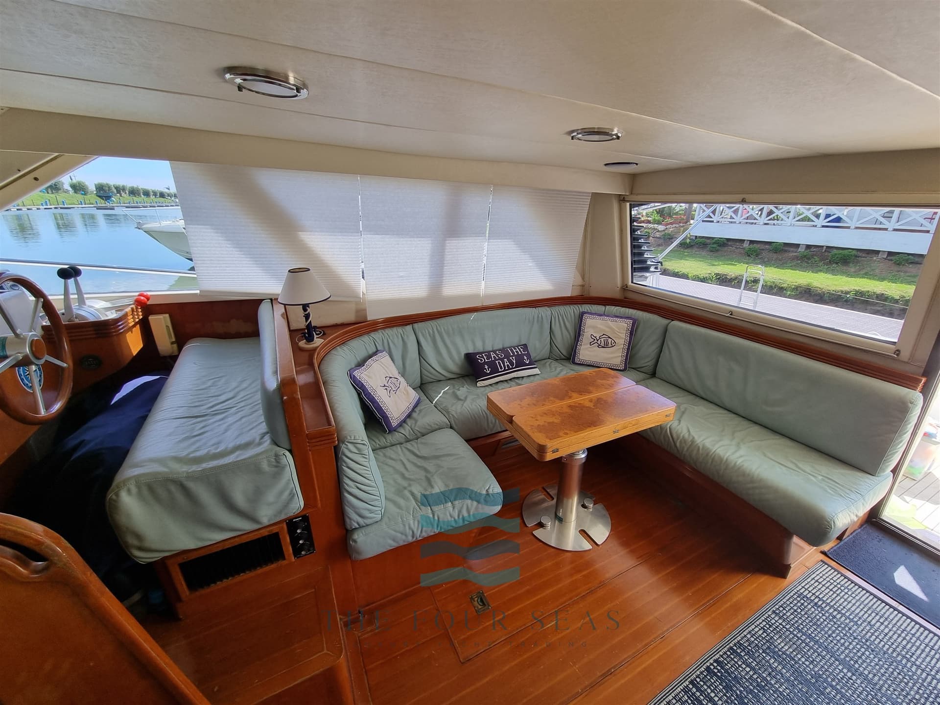 Uniesse Marine UNIESSE 42 Fly usato - foto hero 14