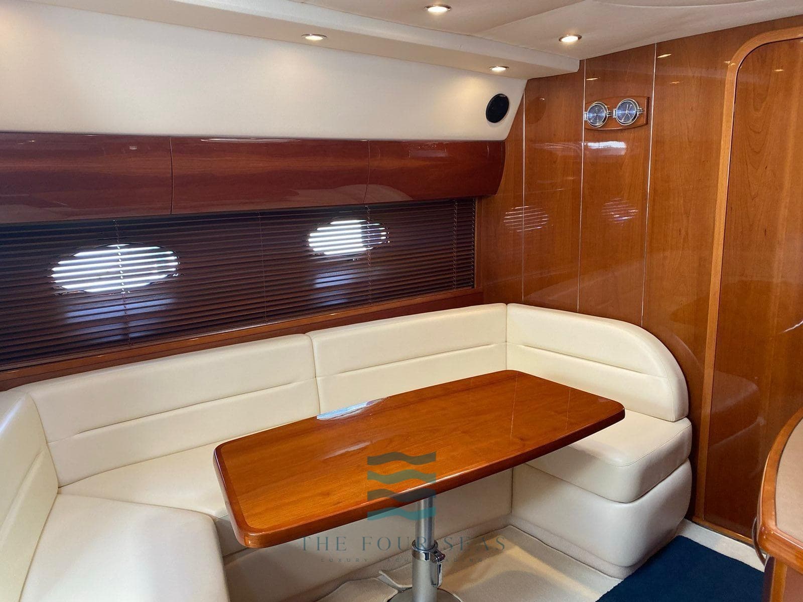 Marine Project PRINCESS V 42 usato - foto hero 9