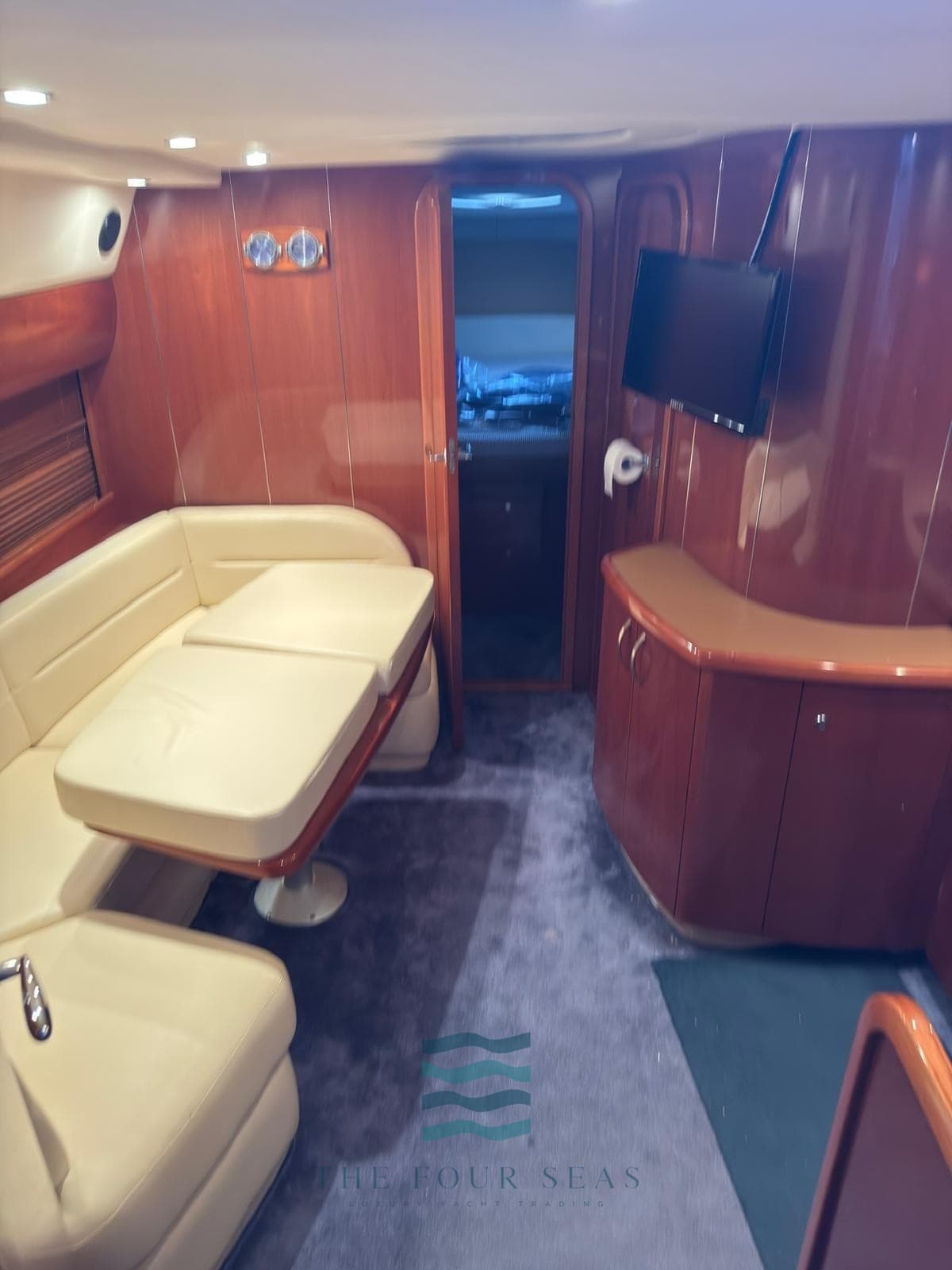Marine Project PRINCESS V 42 usato - foto hero 11