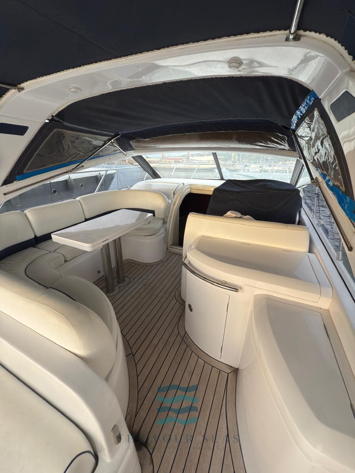 Marine Project PRINCESS V 42 usato - foto hero 4