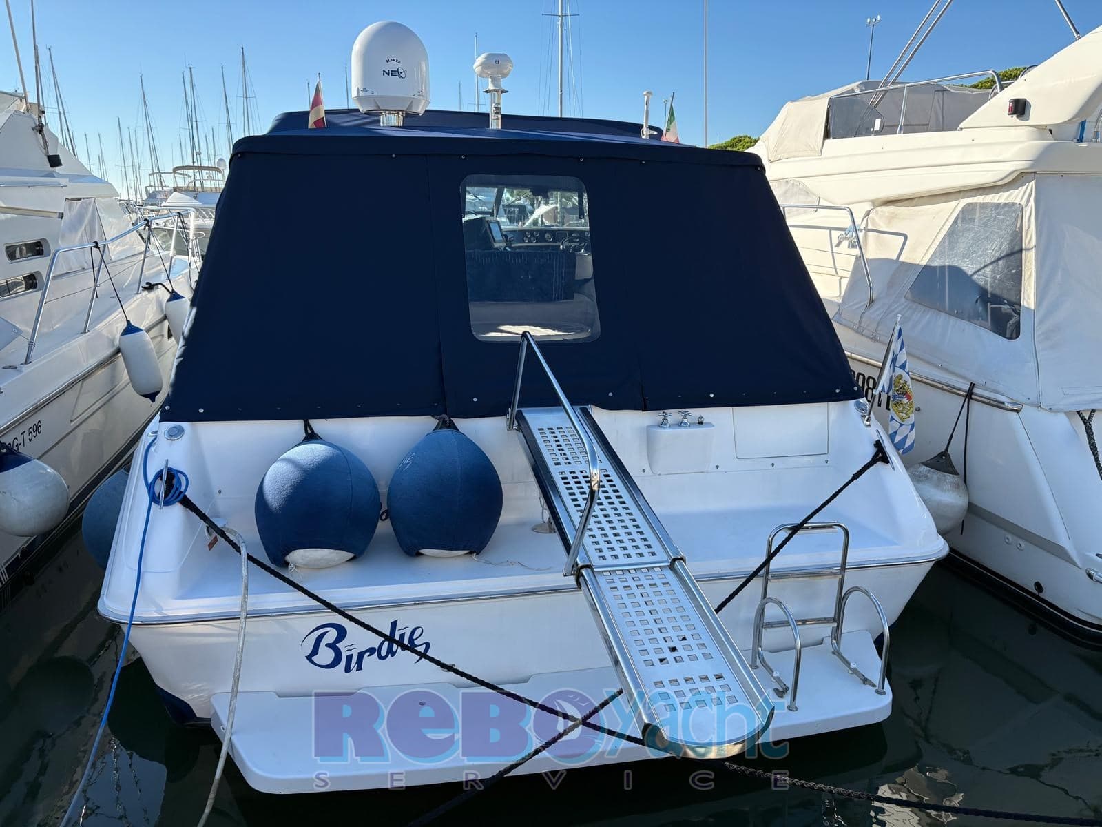 Sea Ray 440 DA Sundancer usato - foto hero 17