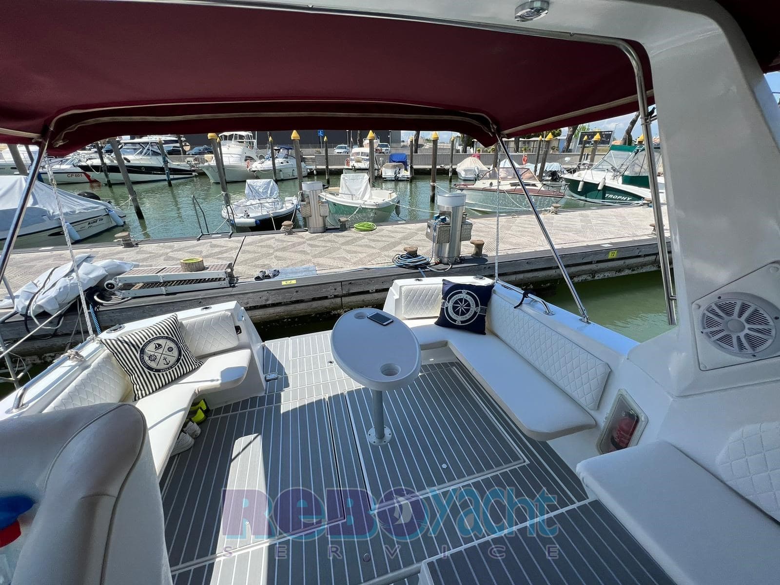Cruiser 30 Rogue usato - foto hero 7