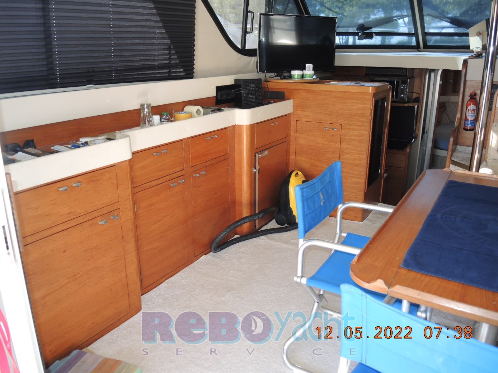 Princess Yachts 415 - Deck View Princess Yachts 415 - Deck View