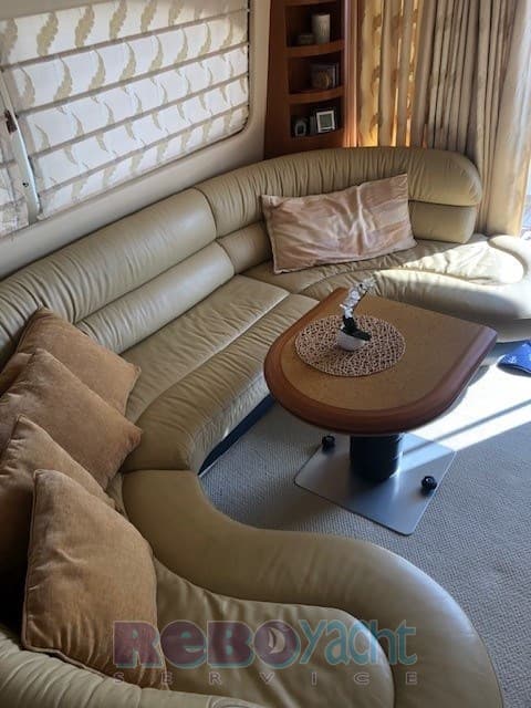 Azimut 46 used - detail 2