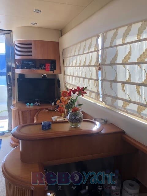 Azimut 46 used - detail 3