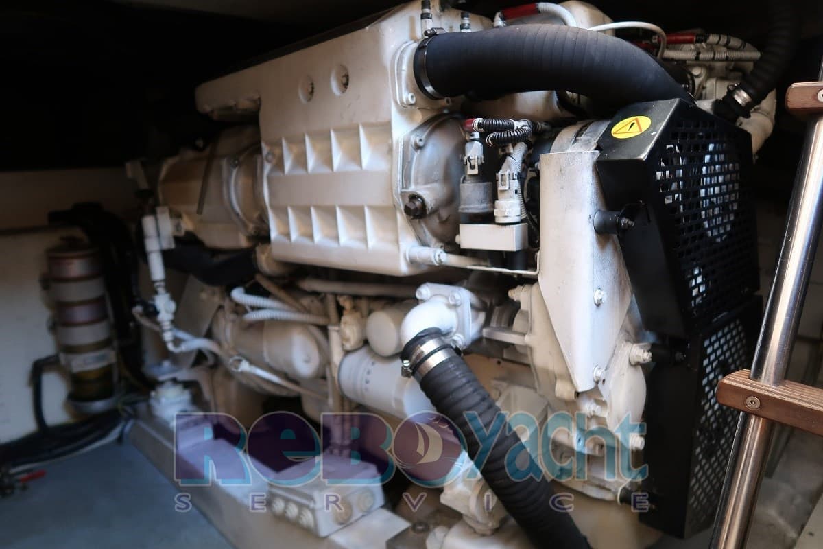 Ferretti 430 Fly usato - foto hero 15
