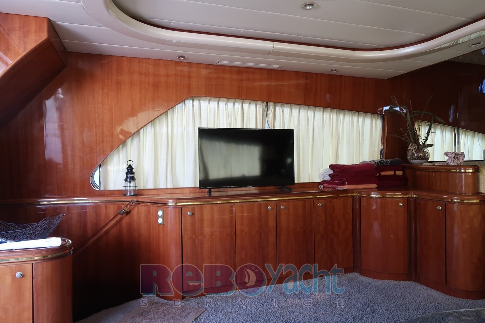 Elegance 70 Flybridge usato - dettaglio 4