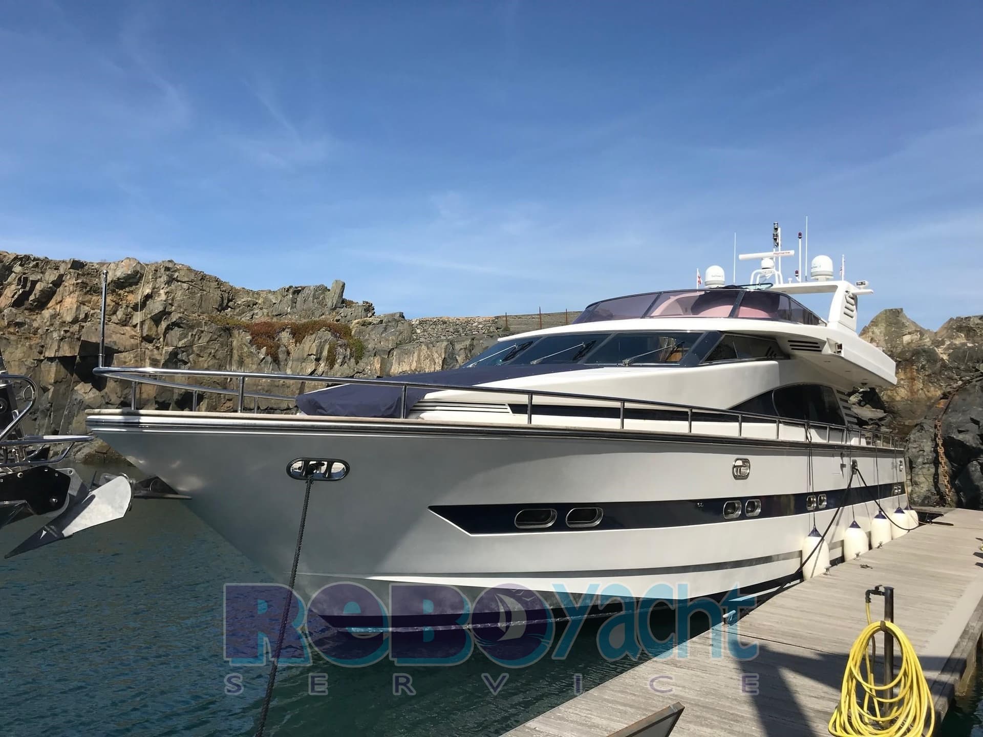 Elegance 70 Flybridge usato - dettaglio 1
