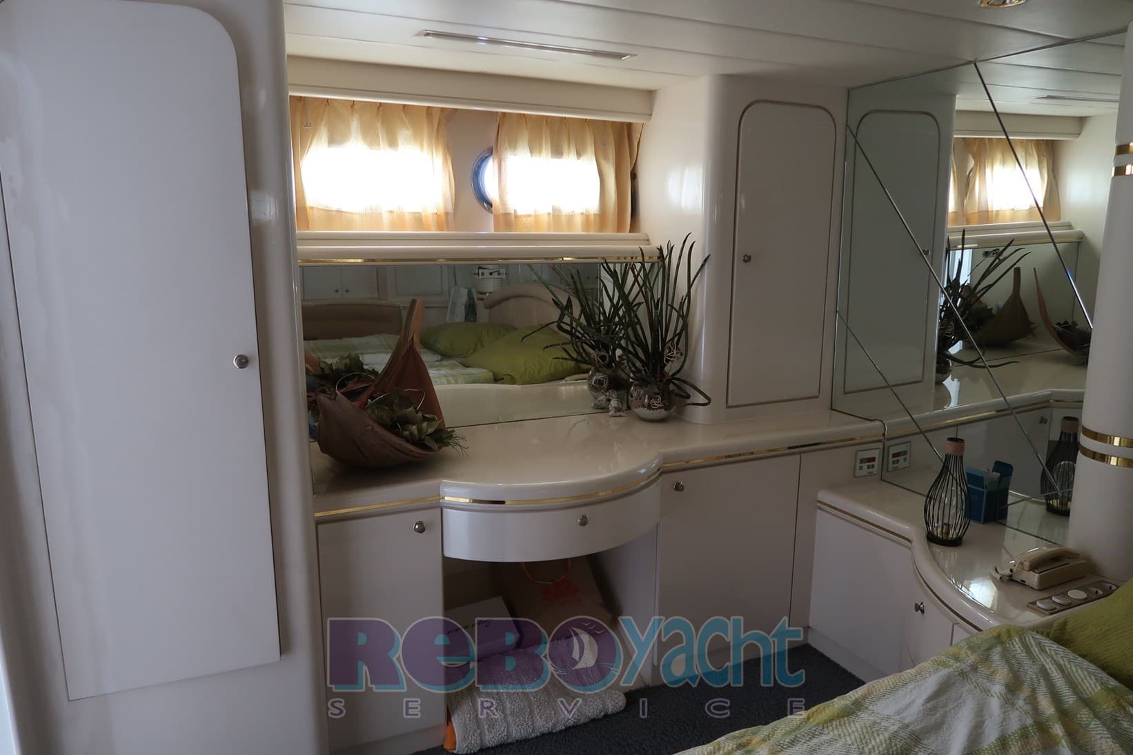 Elegance 70 Flybridge gebraucht - Hauptbild 11