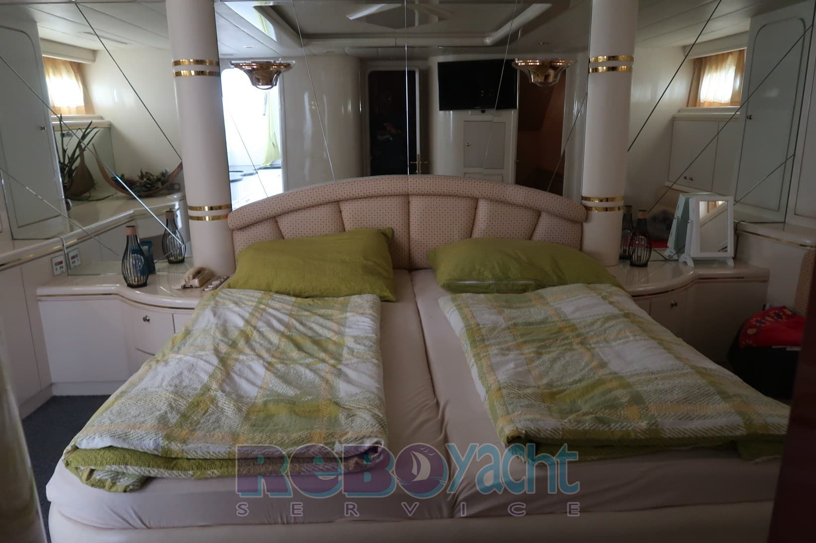 Elegance 70 Flybridge gebraucht - Hauptbild 10