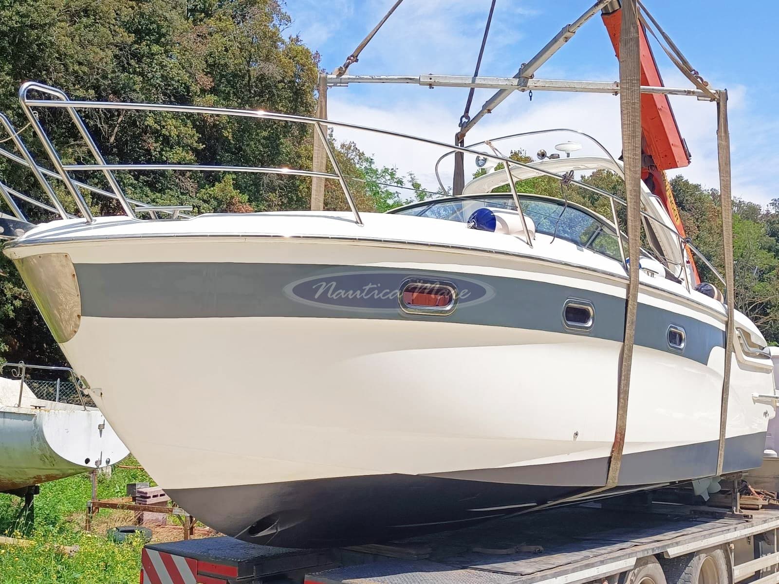 Bavaria 28 Sport - Deck View Bavaria 28 Sport - Deck View