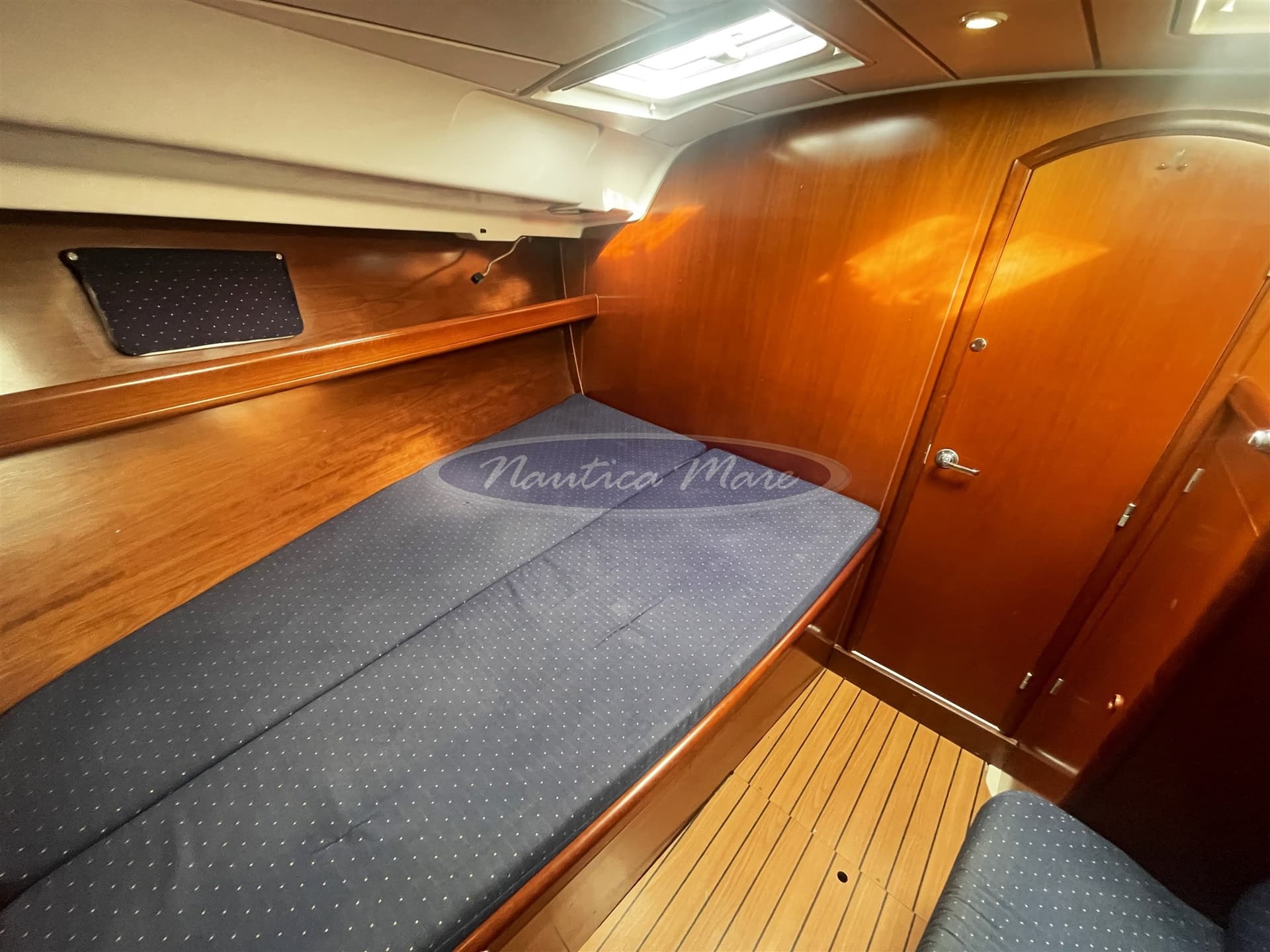 Beneteau OCEANIS 411 Clipper used - hero image 16