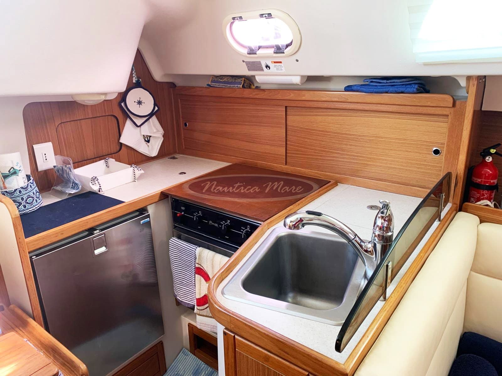 Catalina Yachts Catalina 309 usato - foto hero 7