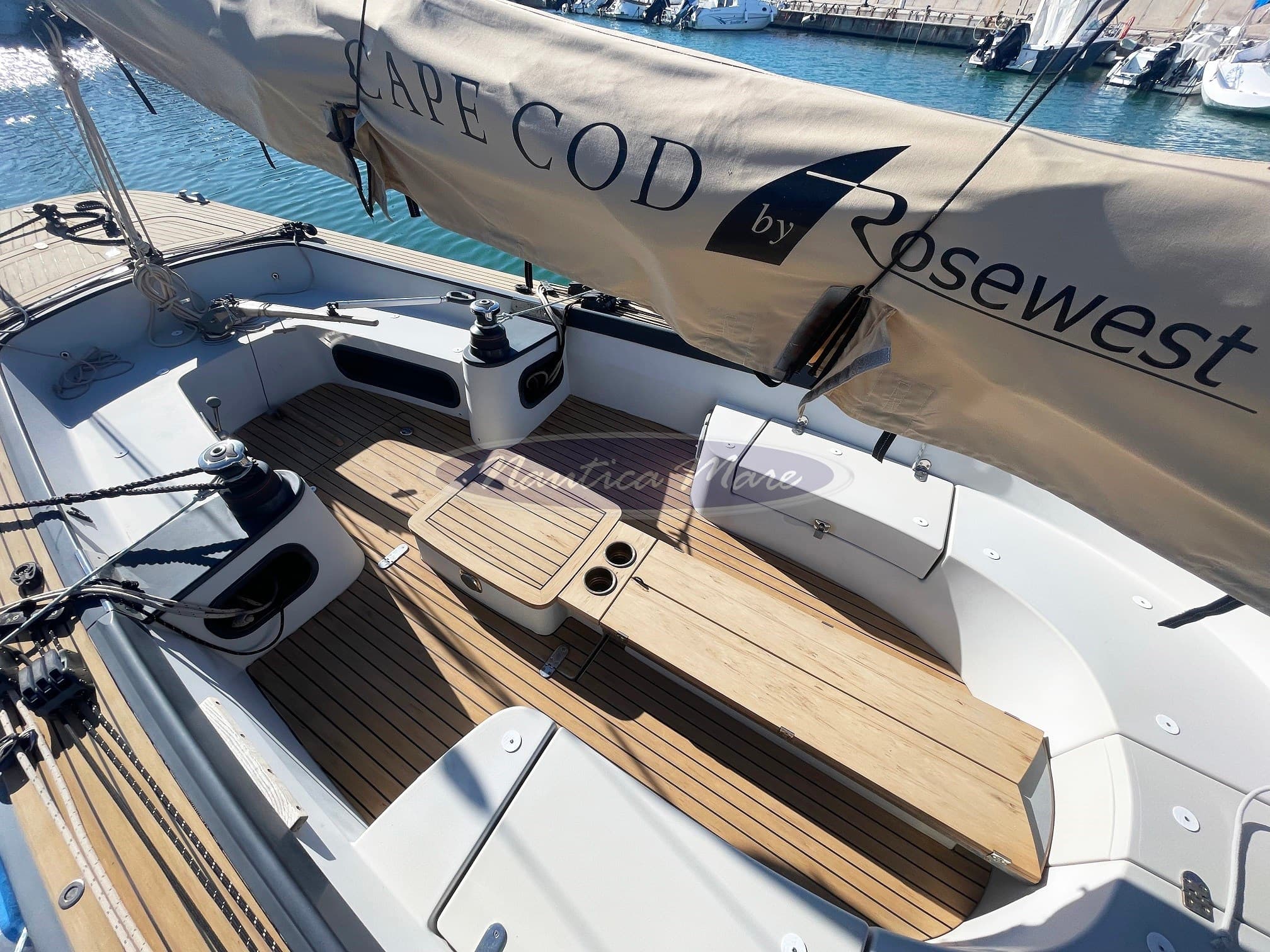 Rosewest Cape Cod 9.0 - Deck View Rosewest Cape Cod 9.0 - Deck View