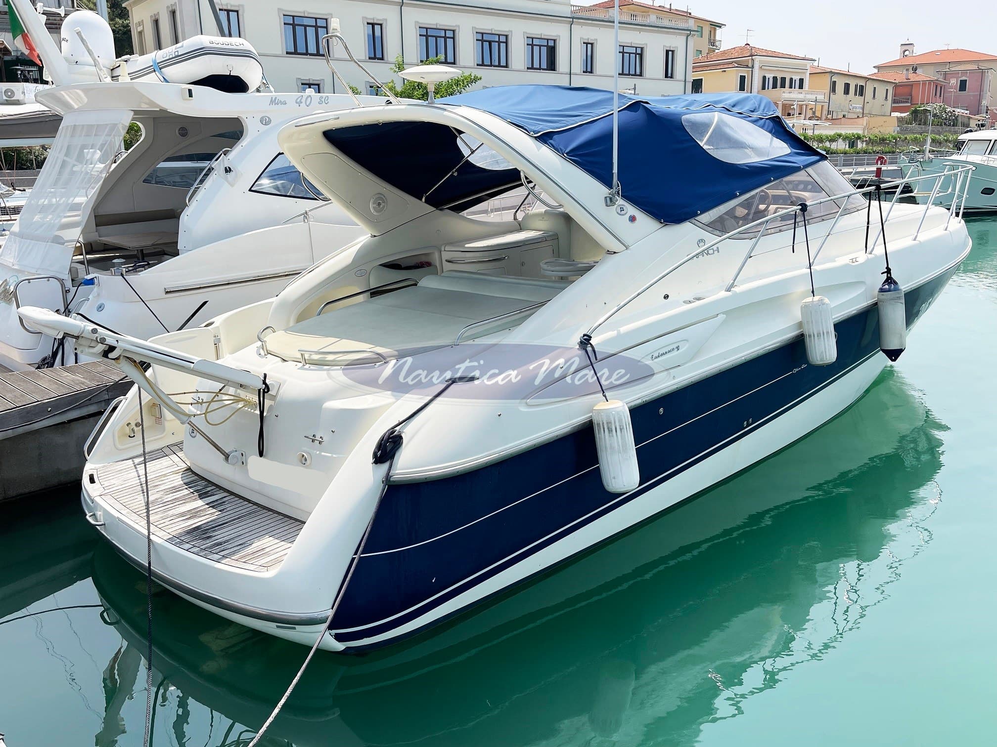 Cranchi Endurance 39 - Main View Cranchi Endurance 39 - Main View