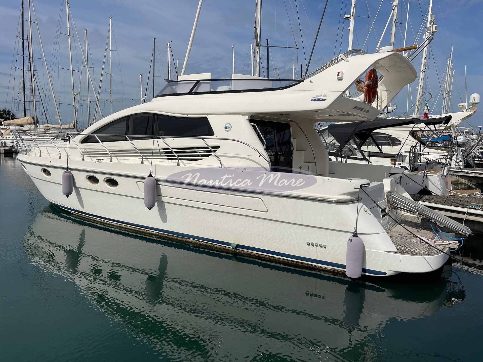 Enterprise Marine Em 46 - Main View Enterprise Marine Em 46 - Main View